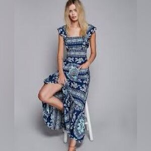 ISO SPELL PANDORA FRILL DRESS XS